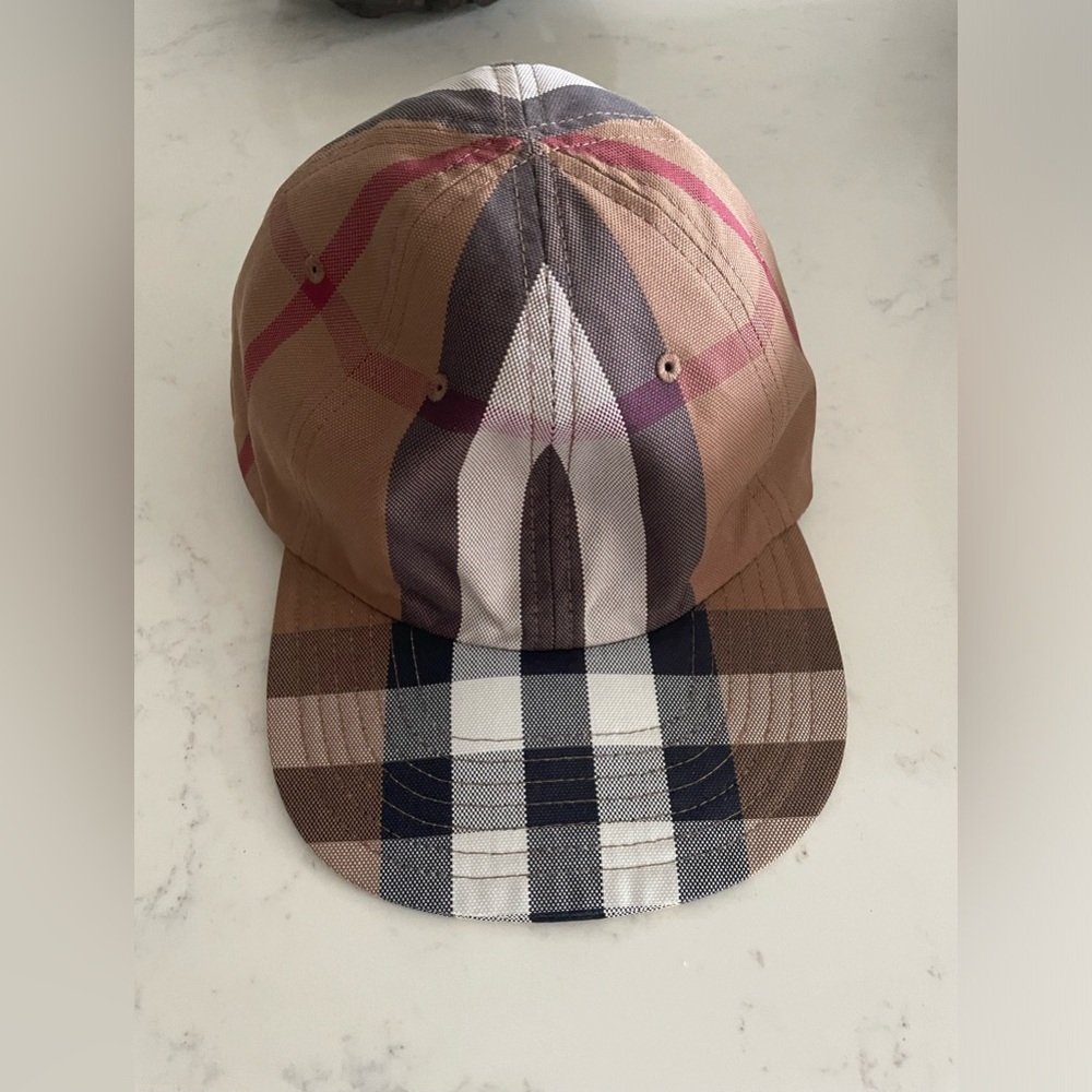 Burberry Vintage check reversible hat.